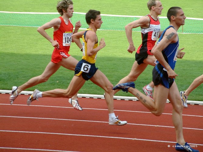 667 X 500 800m_maenner.jpg